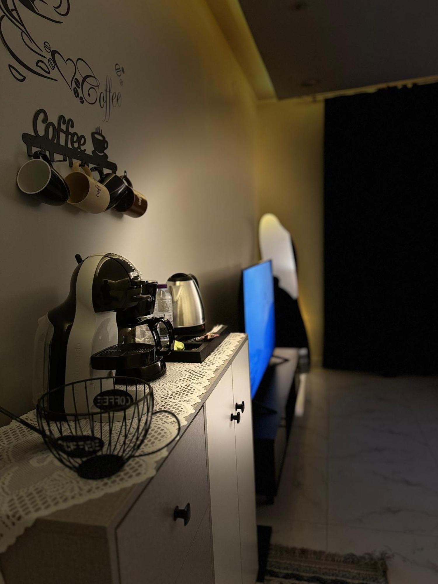 In Al-aqiq شقه رقم 16 Apartment *